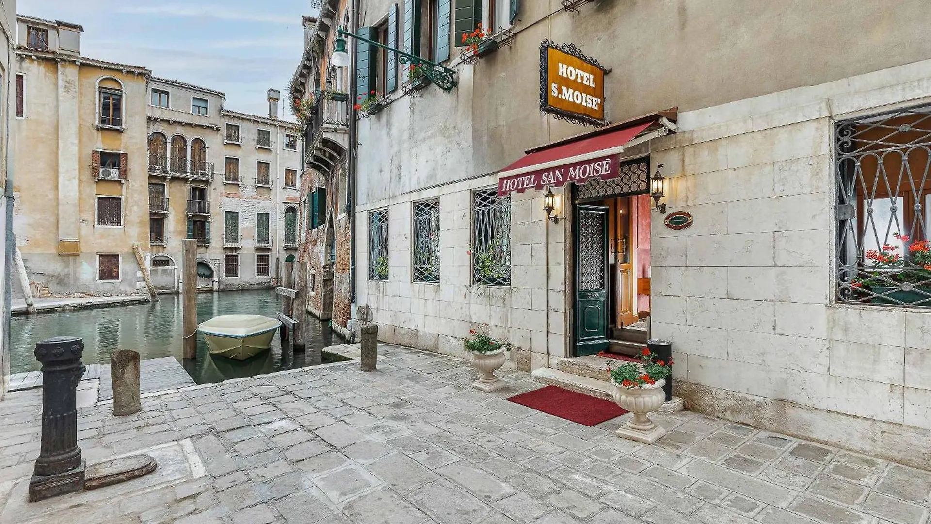 Hotel San Moise Venedik 3*,