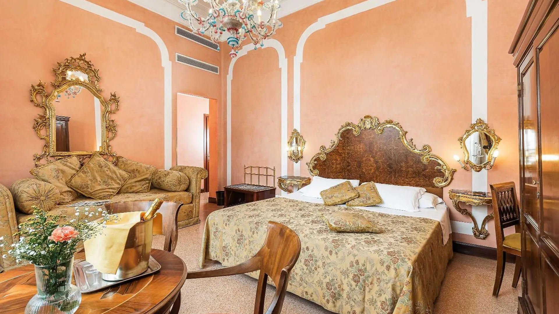 Hotel San Moise Venedik