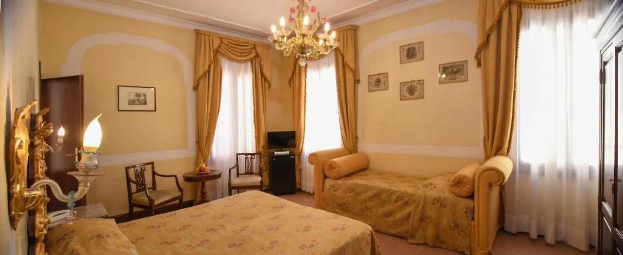 Hotel San Moise Venedik İtalya